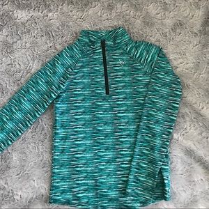 Athletic long sleeve pull over